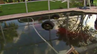 Illustration for article titled See What Happens When A 1967 Camaro Crashes Into A Swimming Pool